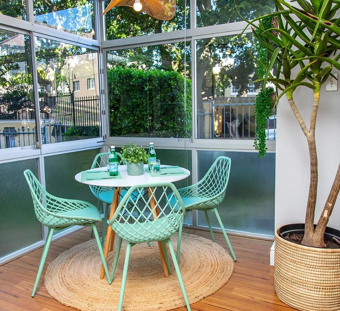 Daire Modern Family Studio In Green Point With Parking & Pool Cape Town